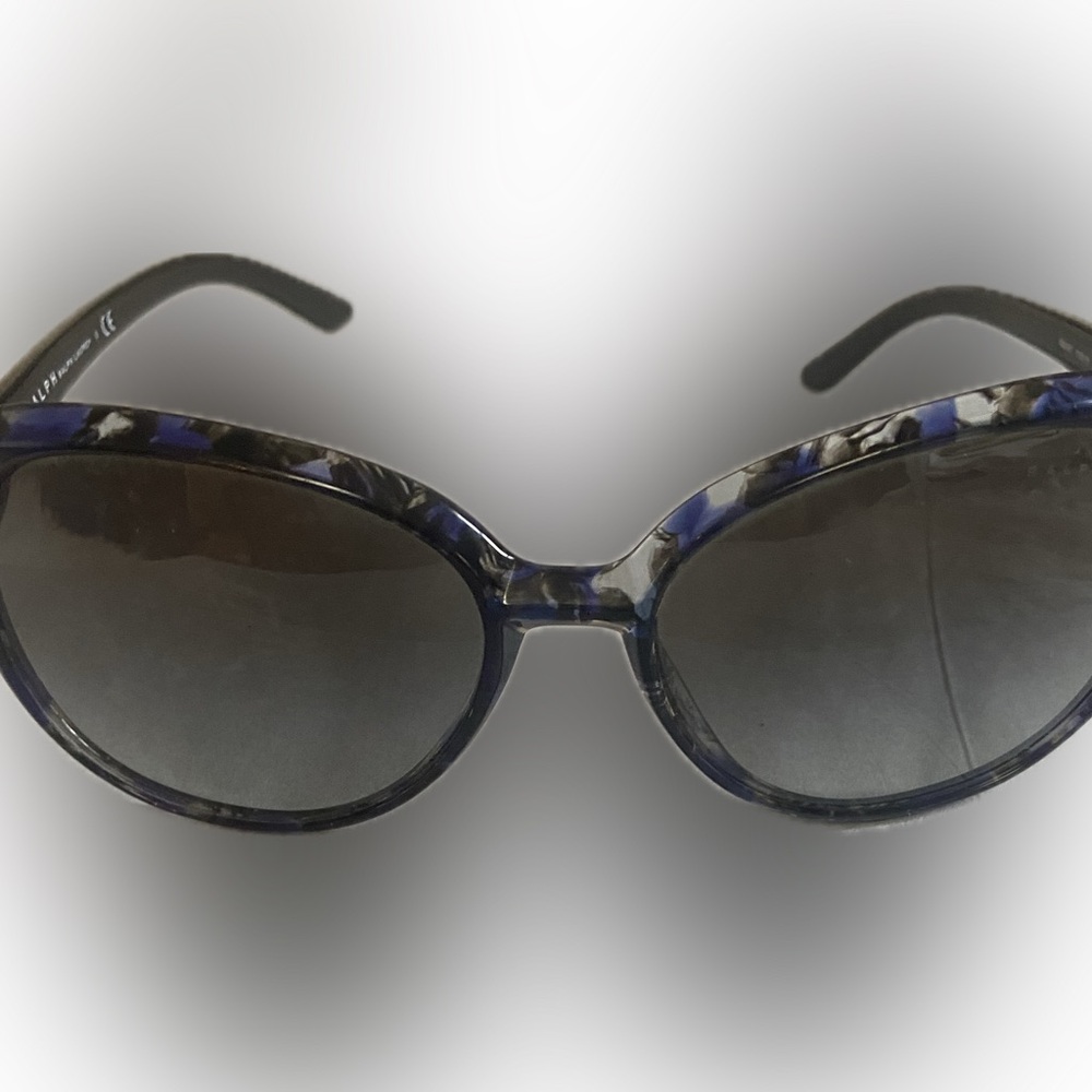 Ralph by Ralph Lauren Women’s Polarized Sunglasses - Picture 3 of 5
